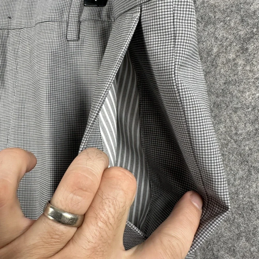 Banana‎ Republic Dress Pants Mens 35x30 Gray Wool Modern Slim Fit Nanotex Check